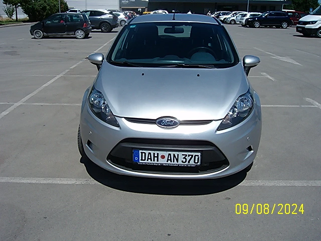 Ford Fiesta 1.6КЛИМА, снимка 4 - Автомобили и джипове - 47243608