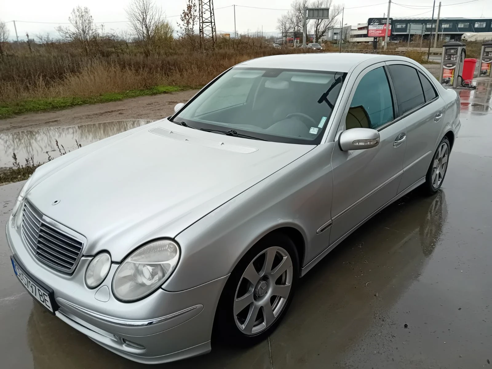 Mercedes-Benz E 320 ., снимка 1