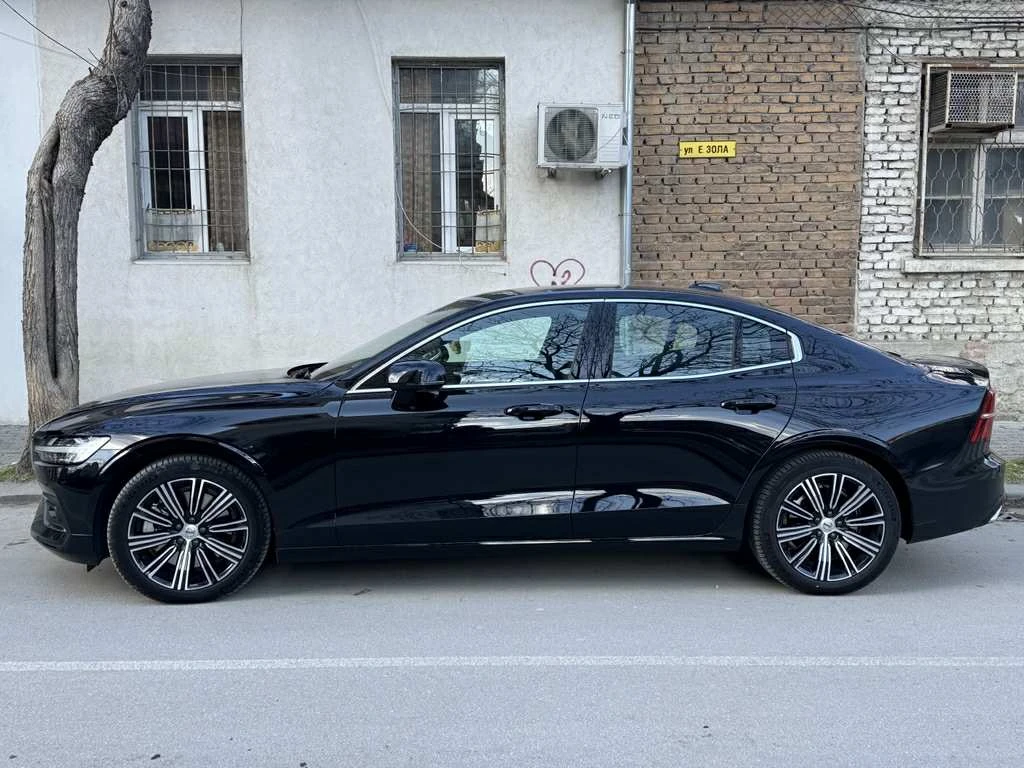 Volvo S60 inscription B5, 2.0L 250hp AT8, снимка 1