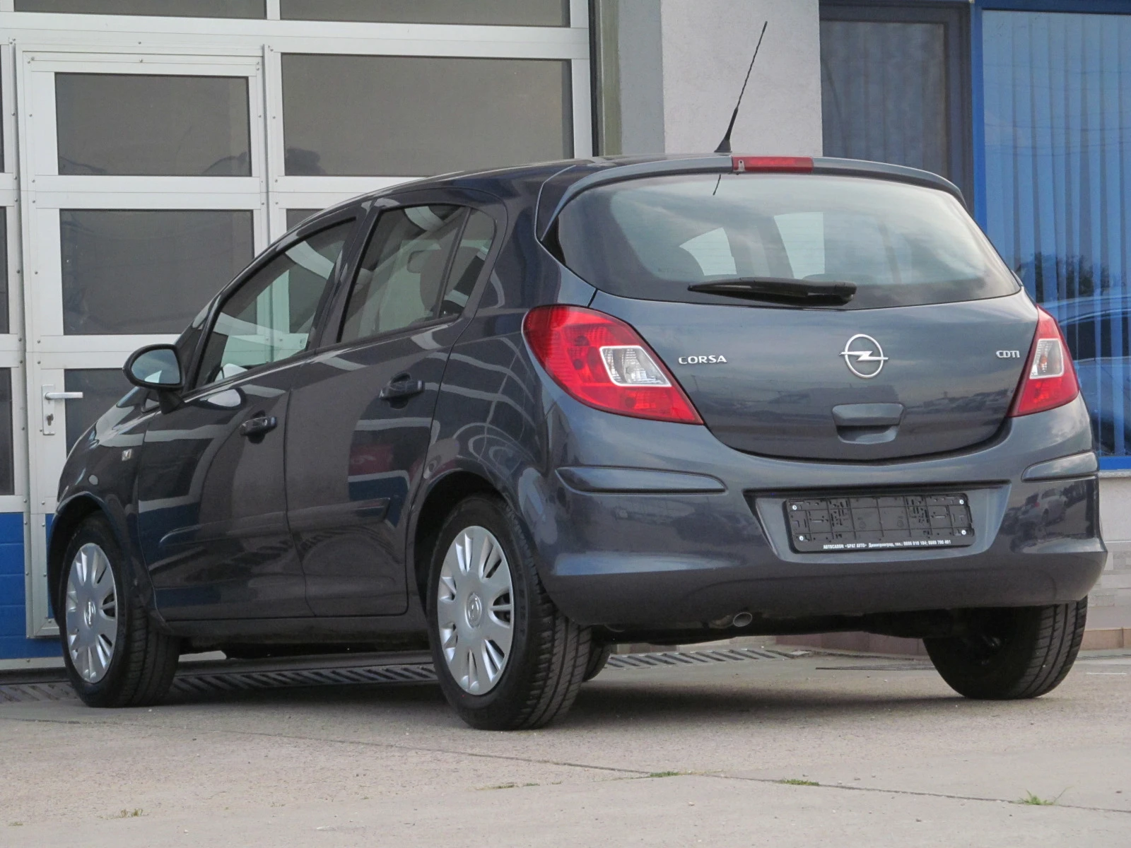 Opel Corsa 1.3CDTI/75к.с - изображение 4