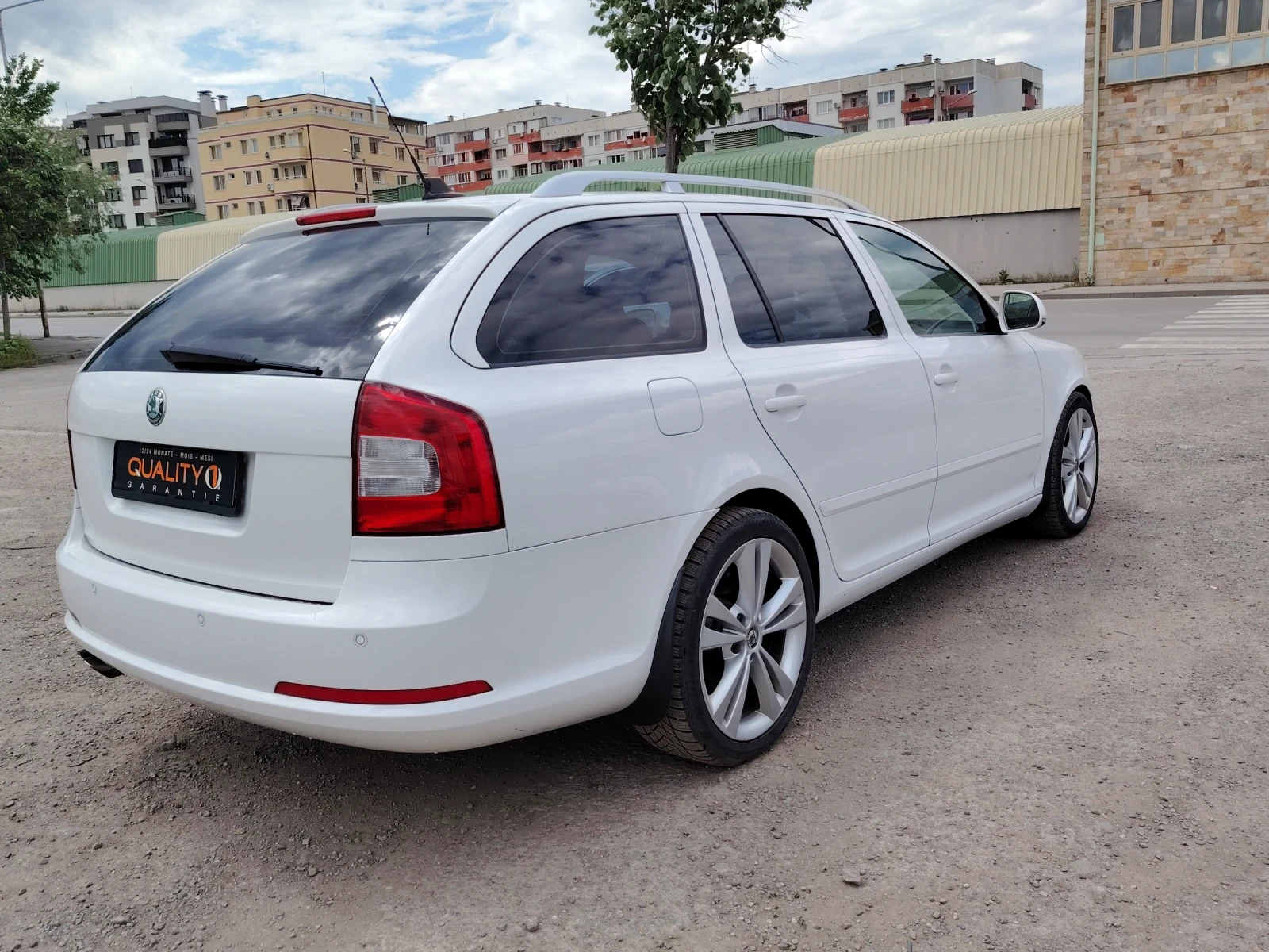 Skoda Octavia 2.0/VRS/170к.с/Swiss - изображение 6