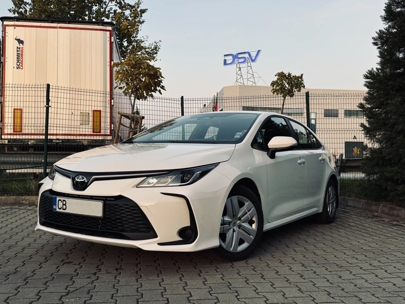 Toyota Corolla 1.5 VVTi /  /  | Mobile.bg   1