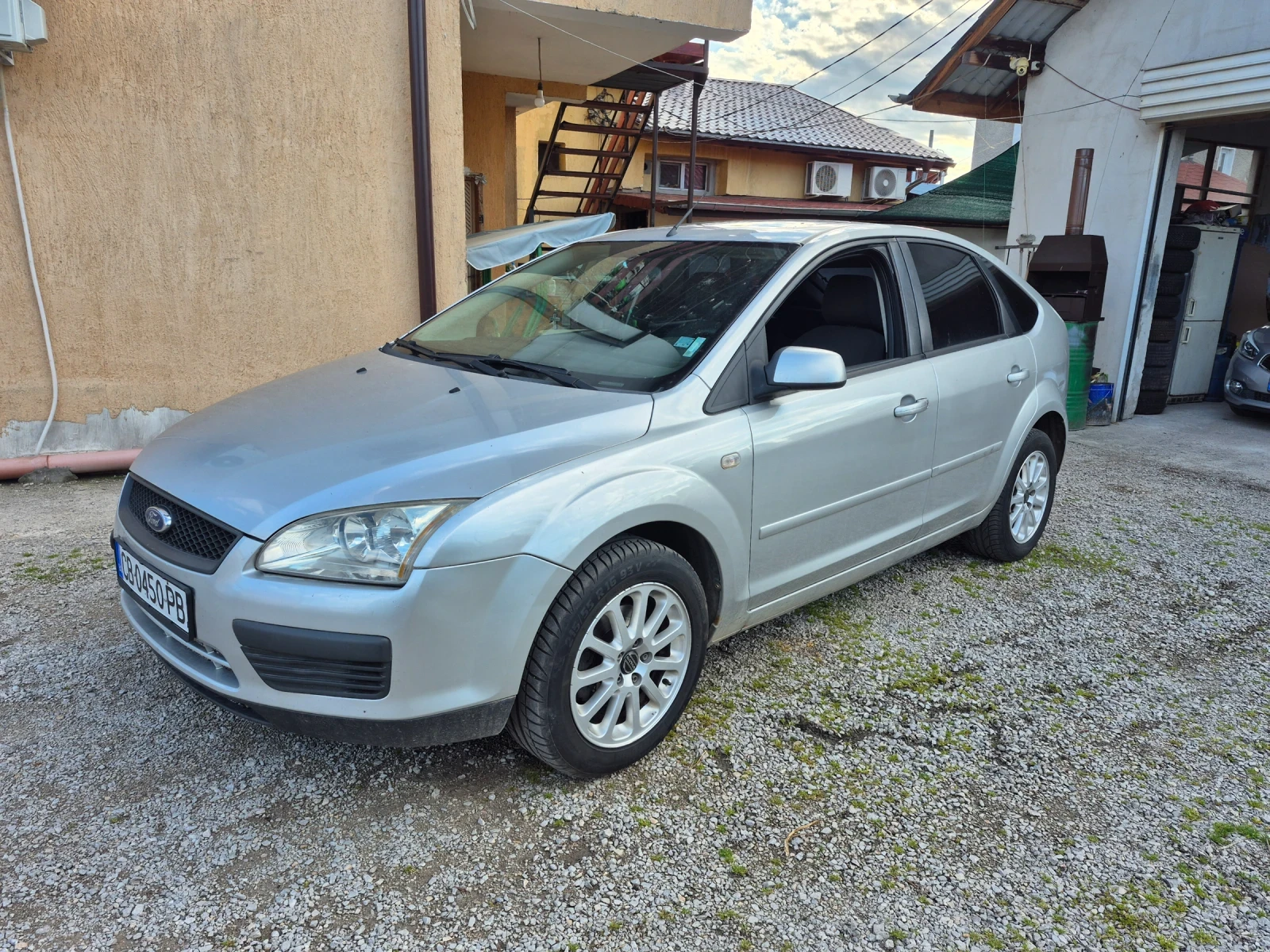 Ford Focus 1.6TI VCT - изображение 2