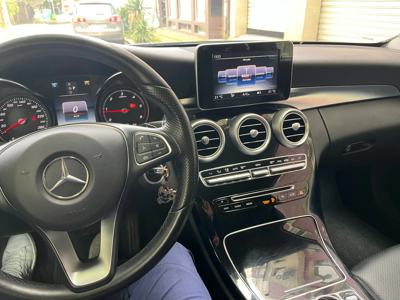 Mercedes-Benz C 220 170 к.с. Coupe 9G - изображение 8