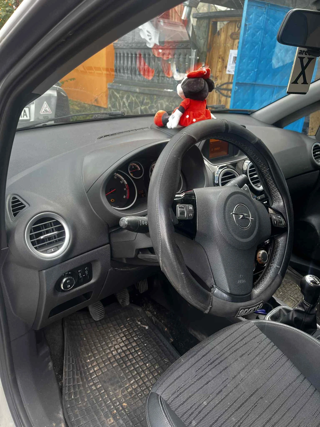 Opel Corsa  - изображение 10