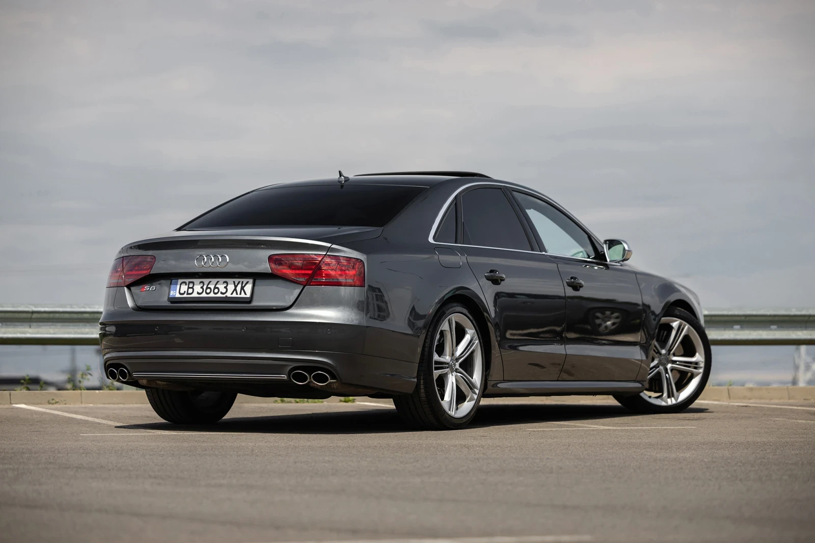 Audi S8  - изображение 4