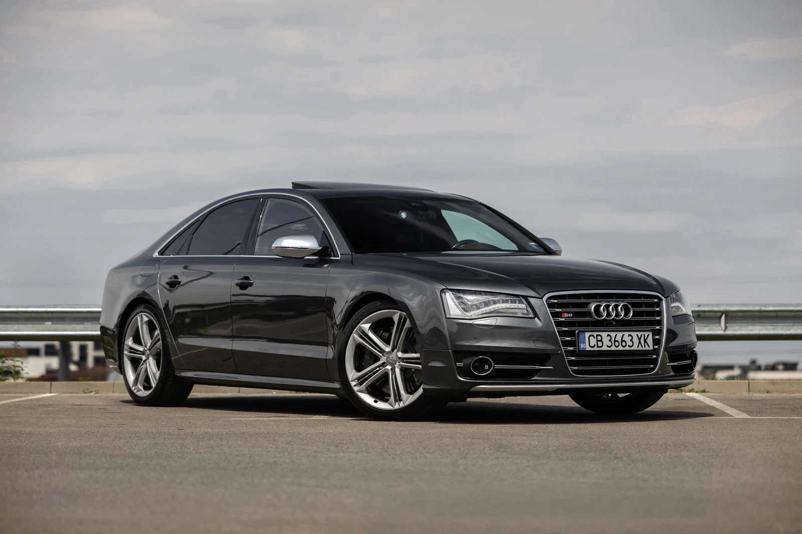 Audi S8  - изображение 2