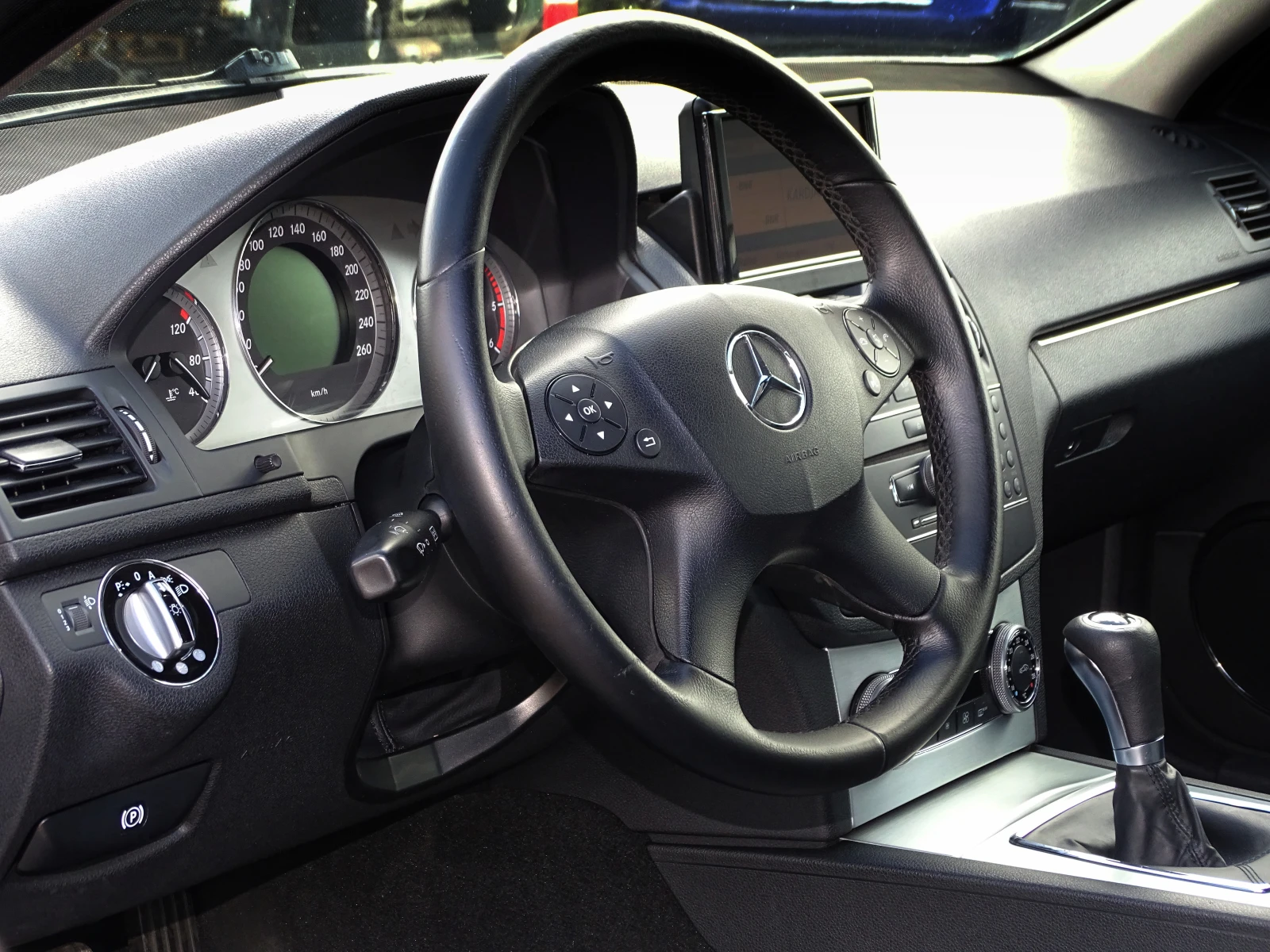 Mercedes-Benz C 200 2.2CDI_AVANTGARDE_NAVI_* 646_*  | Mobile.bg   10