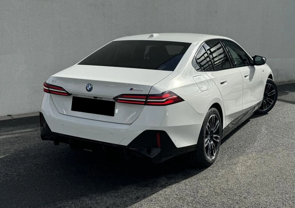BMW i5 M60 xDrive - изображение 2