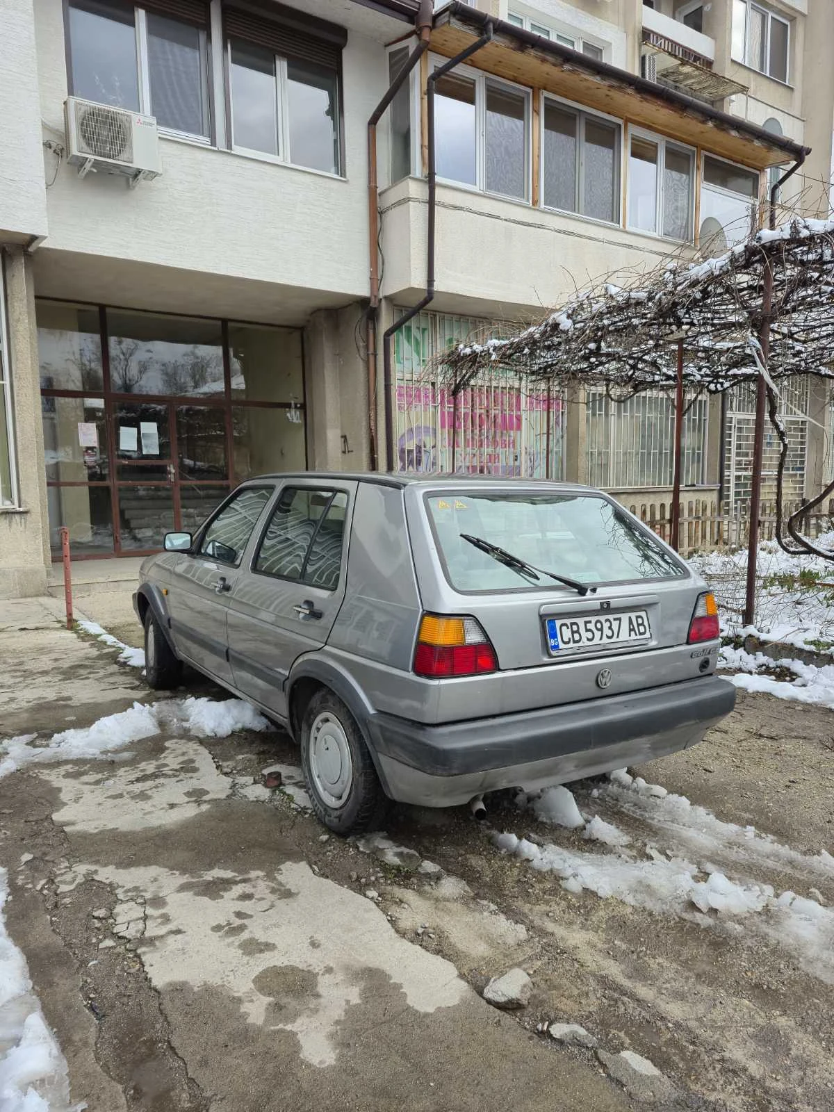 VW Golf, снимка 7 - Автомобили и джипове - 53750408