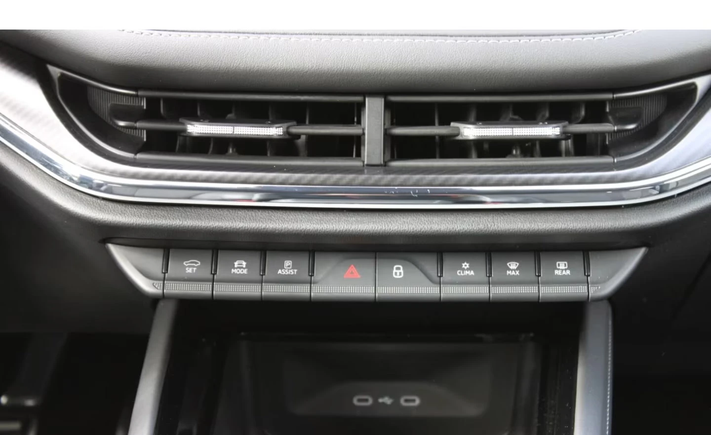 Skoda Enyaq SPORTLINE/179HP/ACC/HUD/LED/NAVI/CAM/265z, снимка 15 - Автомобили и джипове - 54081464