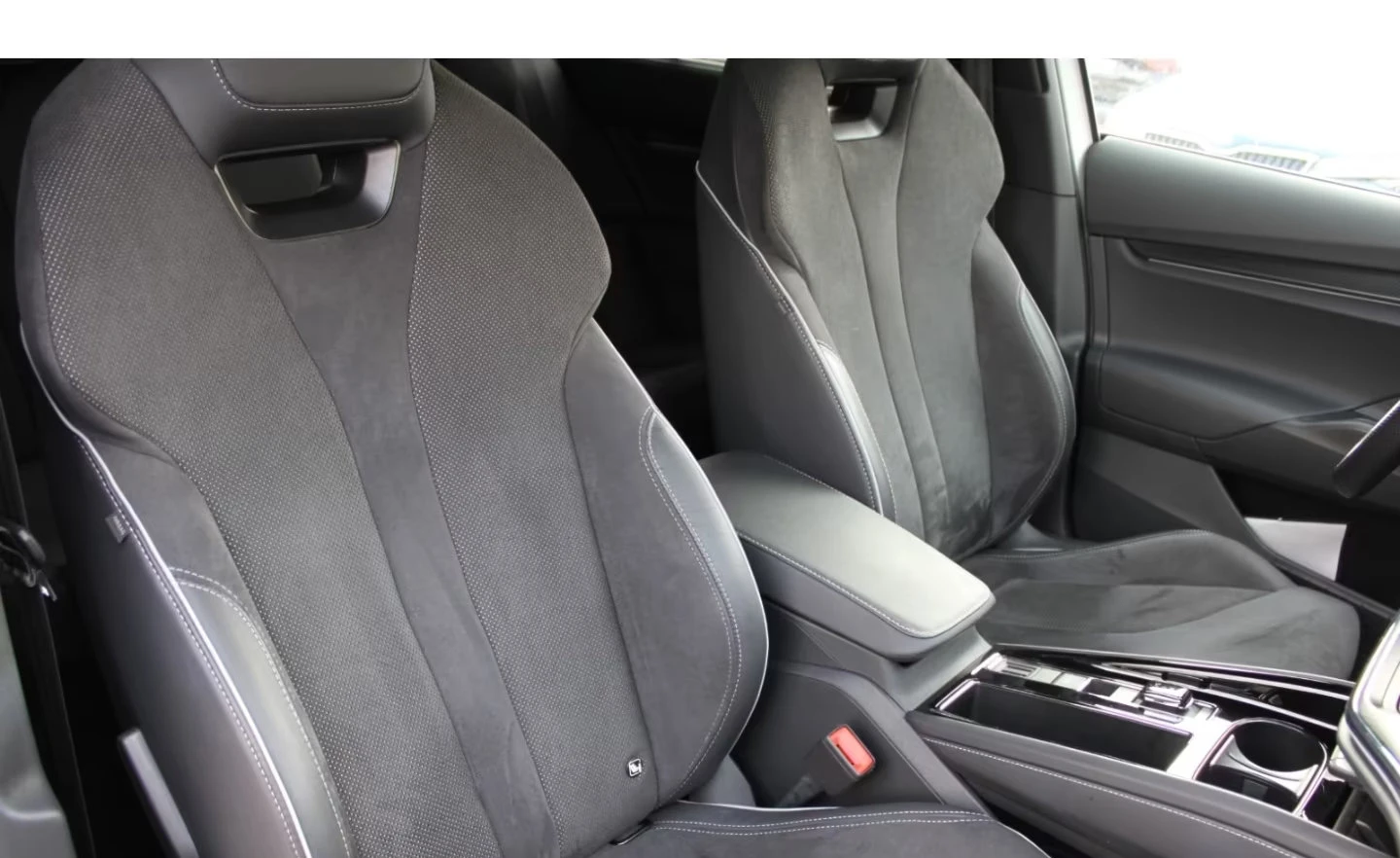 Skoda Enyaq SPORTLINE/179HP/ACC/HUD/LED/NAVI/CAM/265z, снимка 10 - Автомобили и джипове - 54081464