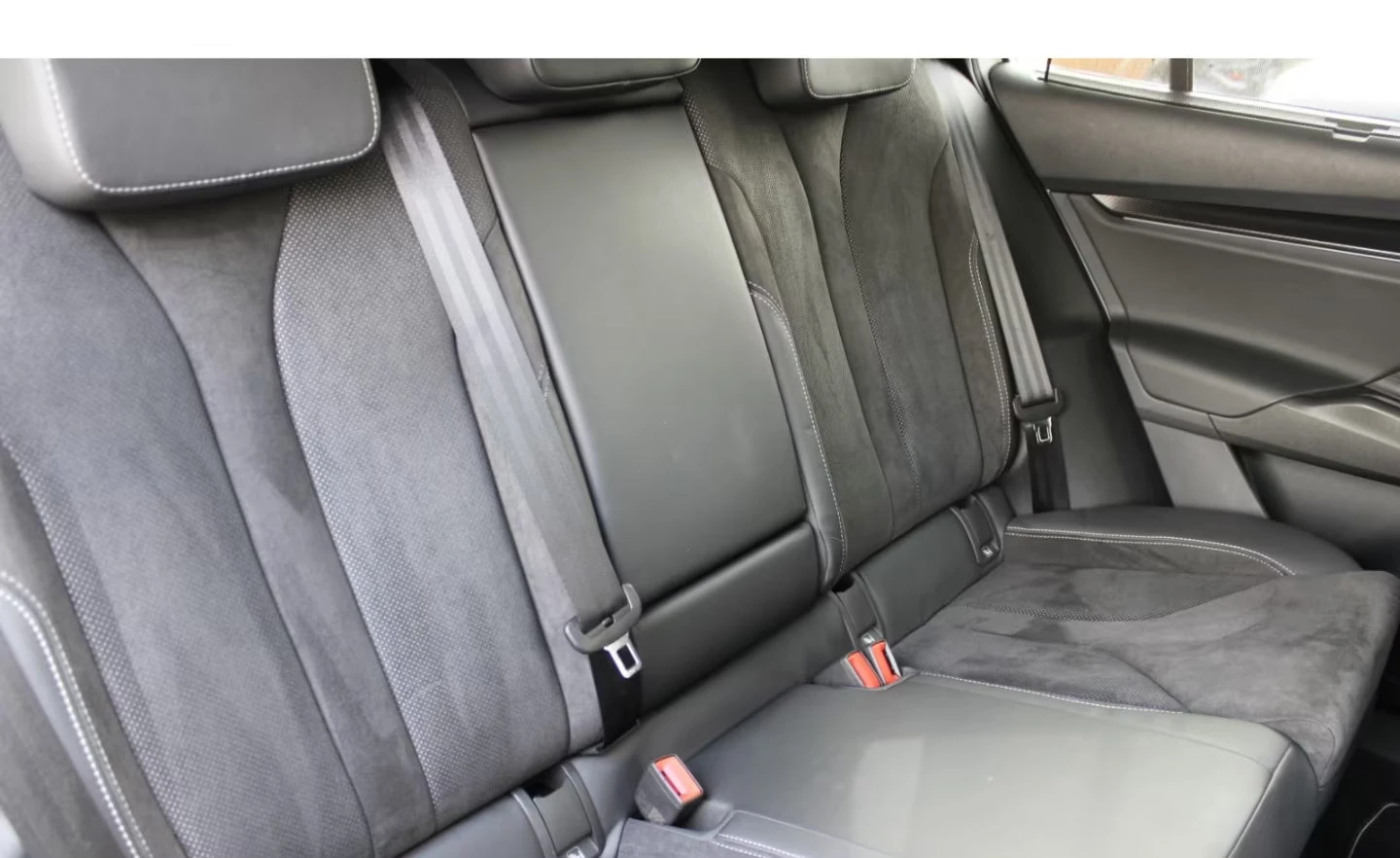 Skoda Enyaq SPORTLINE/179HP/ACC/HUD/LED/NAVI/CAM/265z, снимка 11 - Автомобили и джипове - 54081464