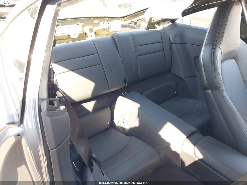 Porsche 911 3.0L H-6 DI, DOHC, VVT, TURBO, 388HP Rear Wheel | Mobile.bg � ����������� 8