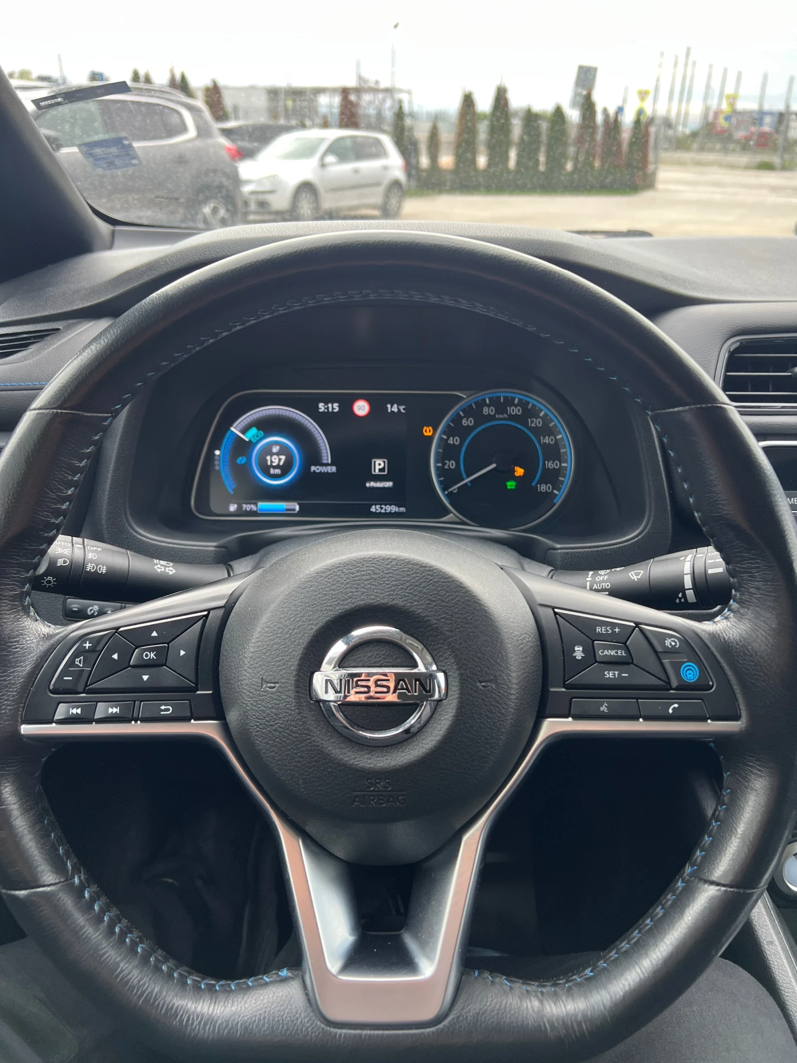 Nissan Leaf  FULL/45000km/ЛИЗИНГ 100% ОДОБРЕНИЕ/TOP, снимка 8 - Автомобили и джипове - 54292288