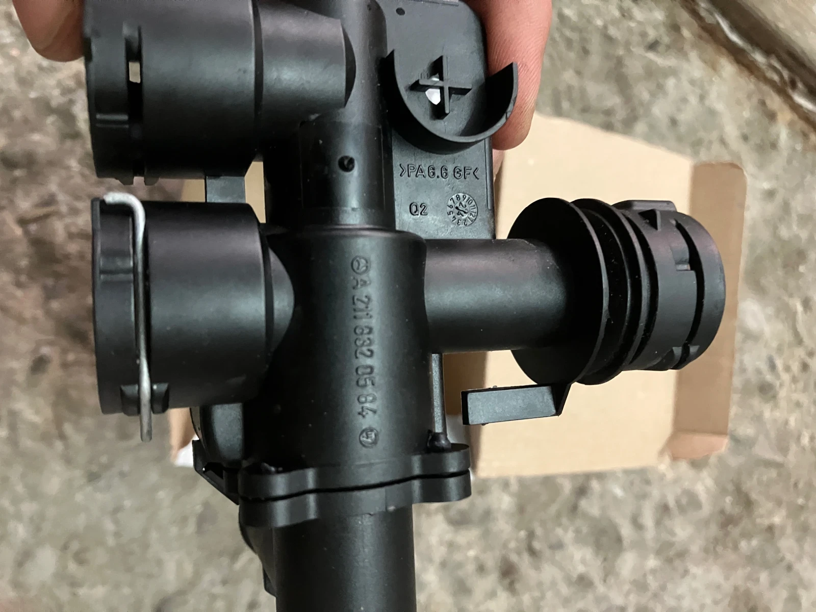 Mercedes-Benz E 320 Редовият мотор, снимка 17 - Автомобили и джипове - 54312990