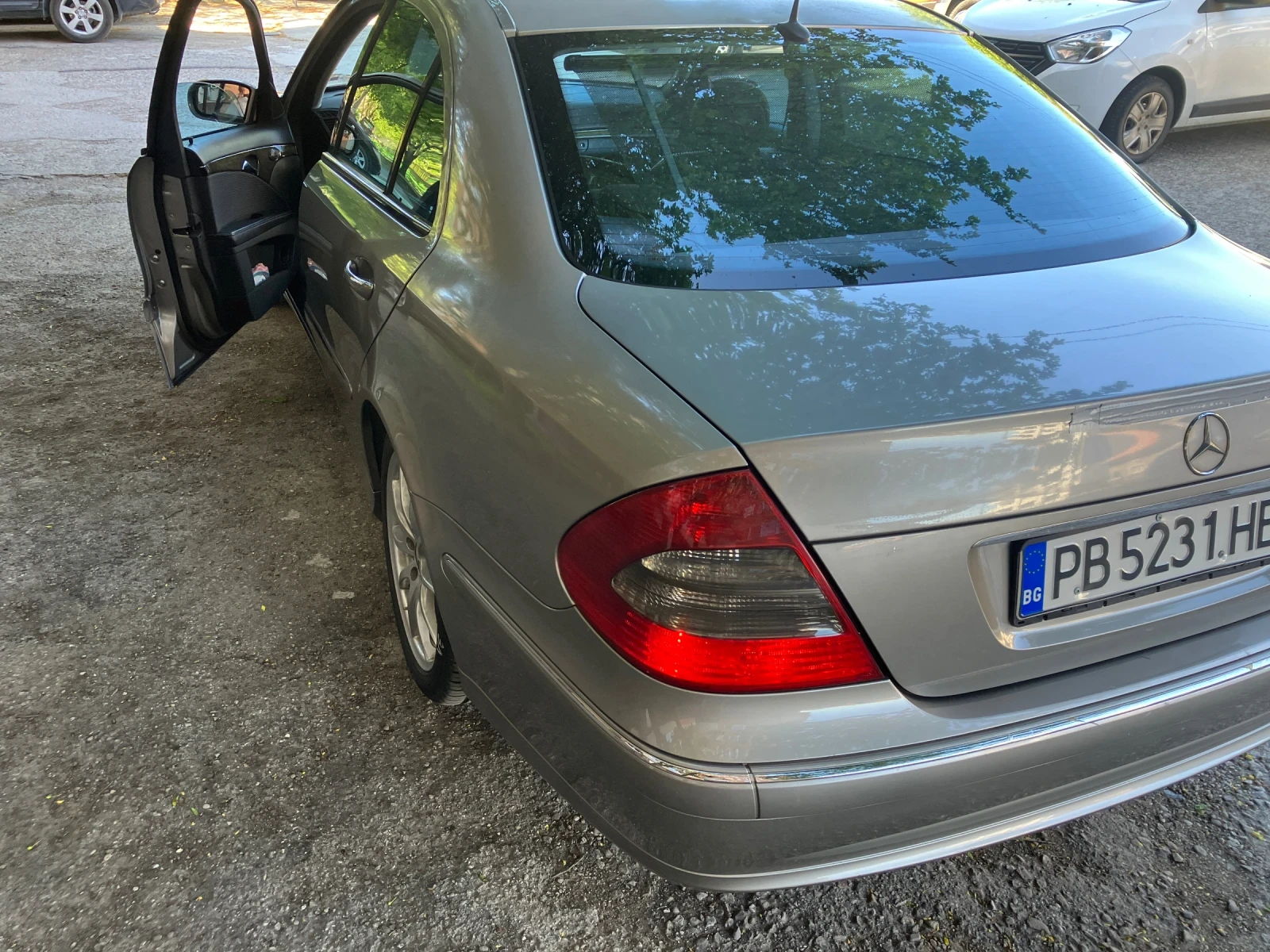 Mercedes-Benz E 320 Редовият мотор, снимка 4 - Автомобили и джипове - 54312990