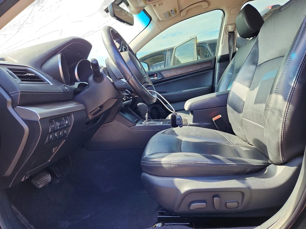 Subaru Outback Limited, снимка 7 - Автомобили и джипове - 54605376