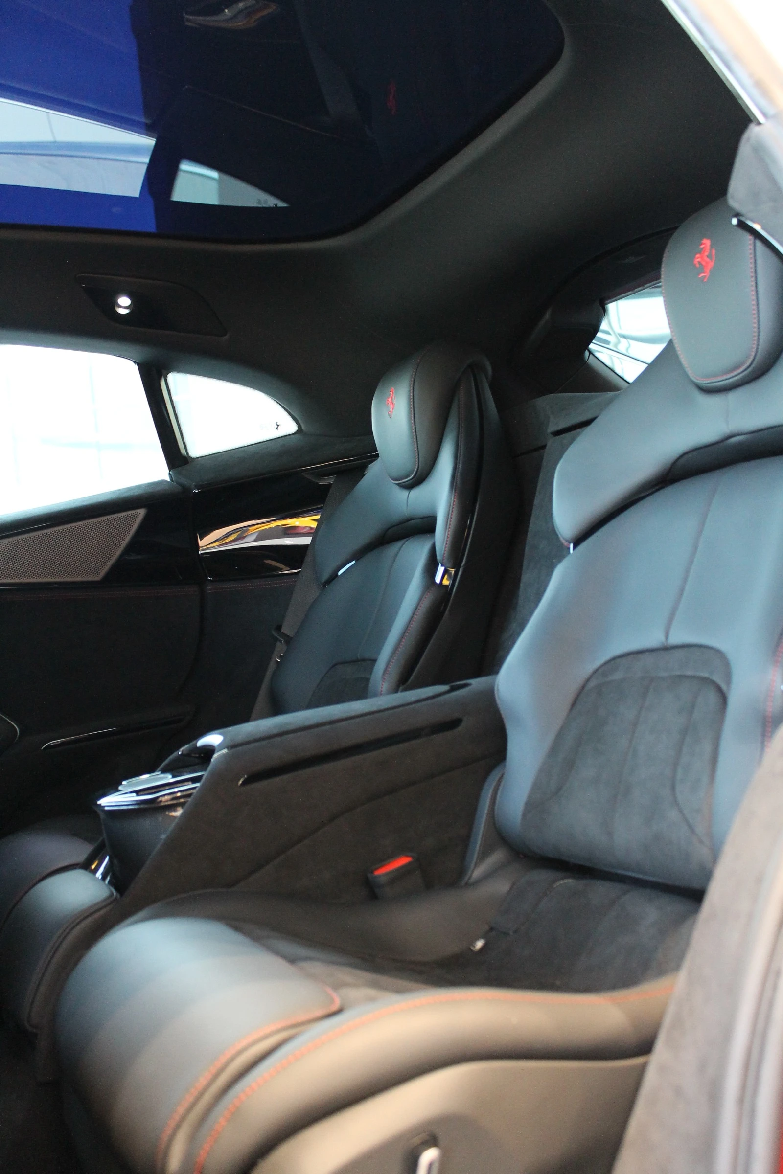 Ferrari Purosangue 6.5 V12 Panorama | Mobile.bg � ����������� 12