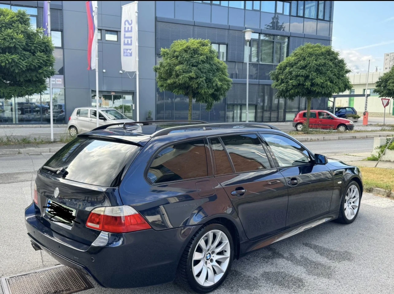 BMW 525 525 М-пакет мотор М57, снимка 6 - Автомобили и джипове - 54701293