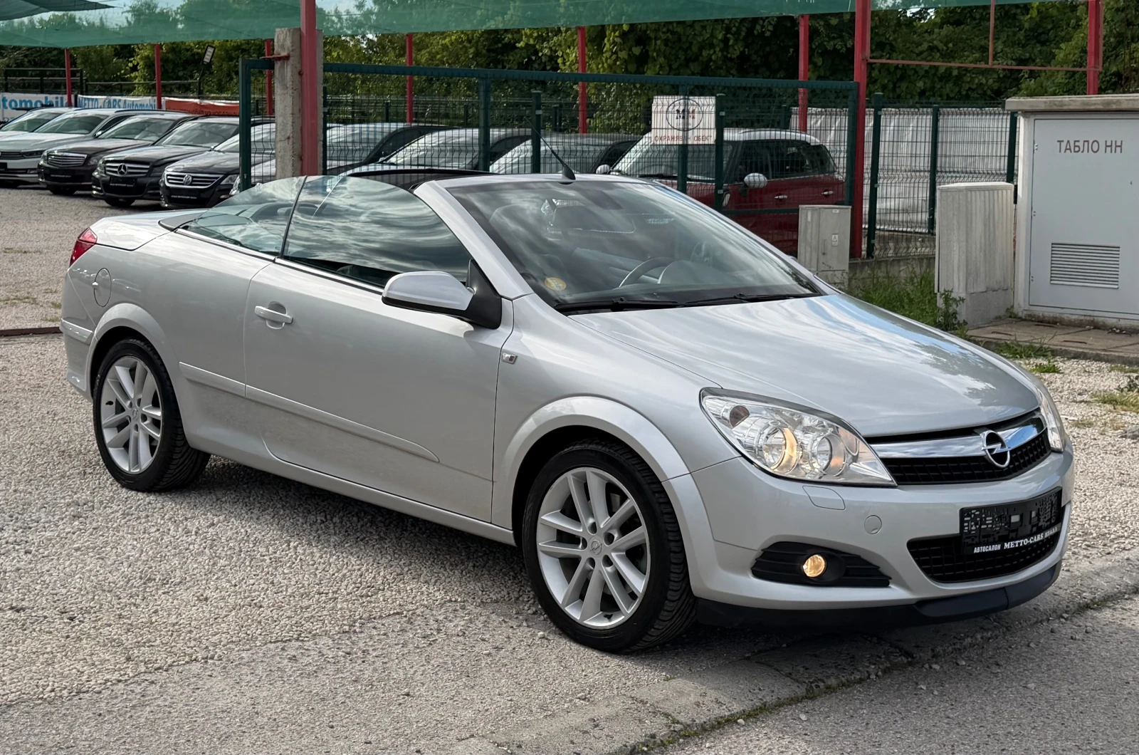 Opel Astra 1.9CDTI* CABRIOLET, снимка 17 - Автомобили и джипове - 54917712