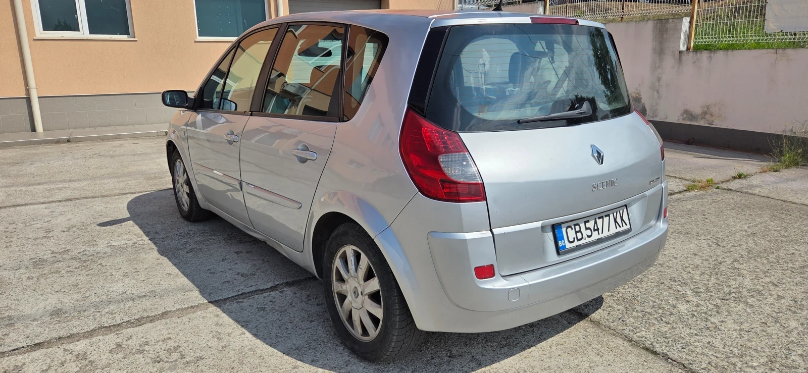 Renault Scenic 1.9  D, снимка 7 - Автомобили и джипове - 55203149