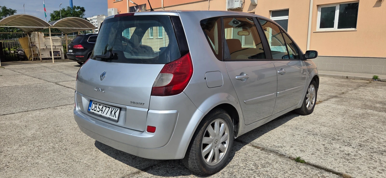 Renault Scenic 1.9  D, снимка 5 - Автомобили и джипове - 55203149