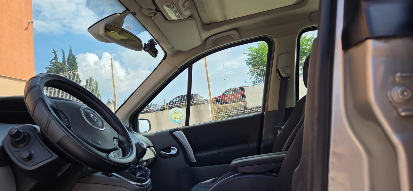 Renault Scenic 1.9  D, снимка 9 - Автомобили и джипове - 55203149