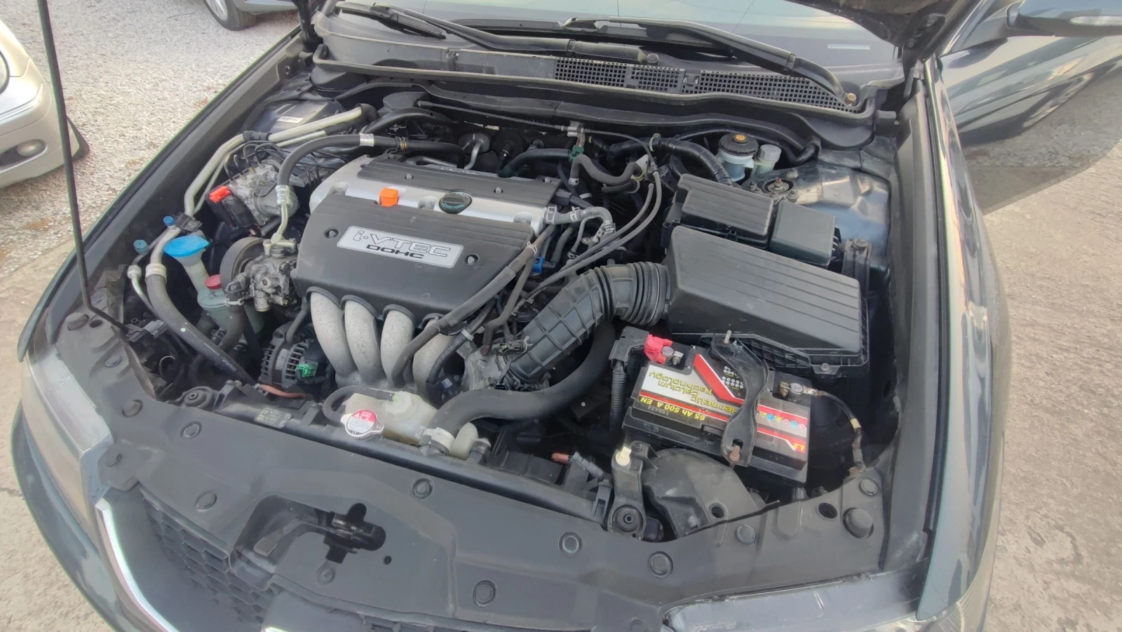Honda Accord 2.0i  139000км!, снимка 15 - Автомобили и джипове - 56092160