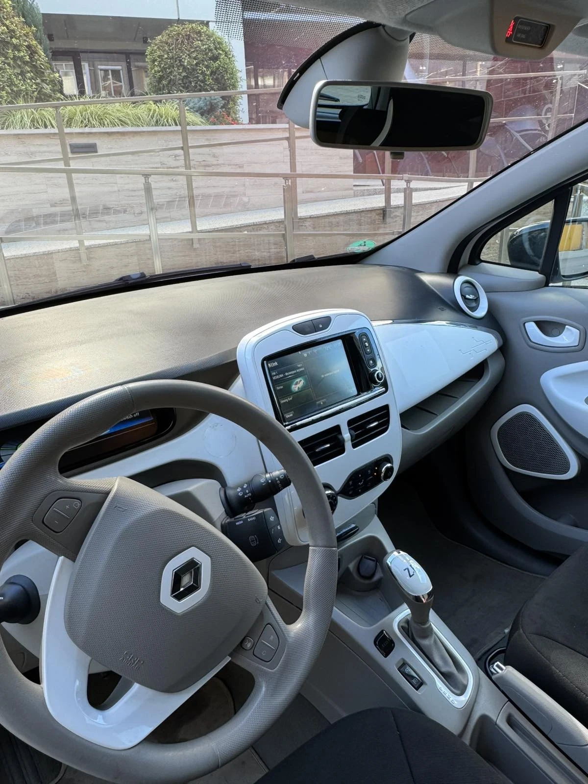 Renault Zoe 22kw ��������� �������  | Mobile.bg � ����������� 8