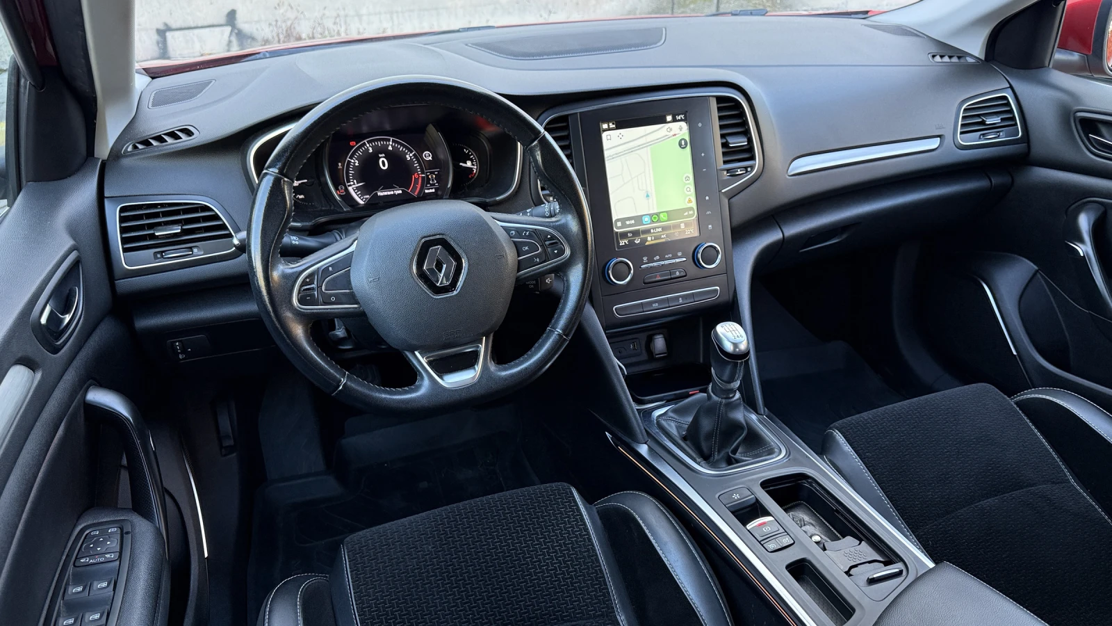 Renault Megane 1.4 TCE Intens, снимка 8 - Автомобили и джипове - 56658104