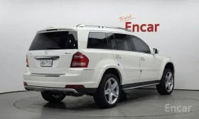 Mercedes-Benz GL 550 * AMG * ОБДУХВАНЕ * 6+ 1 * AIRMATIC * CAMERA * , снимка 3