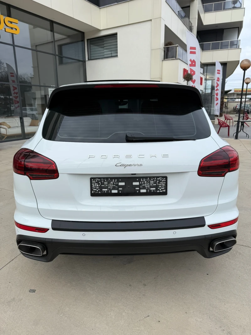 Porsche Cayenne ПАНОРАМА/НА ПРУЖИНИ/КАМЕРА/ПОДГРЕВ, снимка 5 - Автомобили и джипове - 48771281