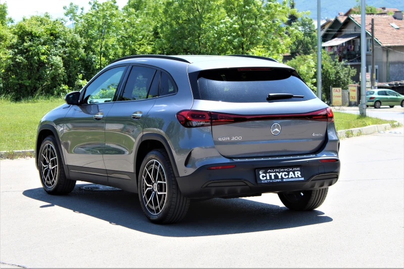 Mercedes-Benz EQA 300/AMG/4MATIC/NIGHT/ CAMERA/ADVANCED/ГОТОВ ЛИЗИНГ, снимка 4 - Автомобили и джипове - 50780067