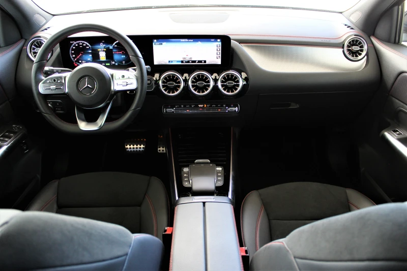 Mercedes-Benz EQA 300/AMG/4MATIC/NIGHT/ CAMERA/ADVANCED/ГОТОВ ЛИЗИНГ, снимка 13 - Автомобили и джипове - 50780067