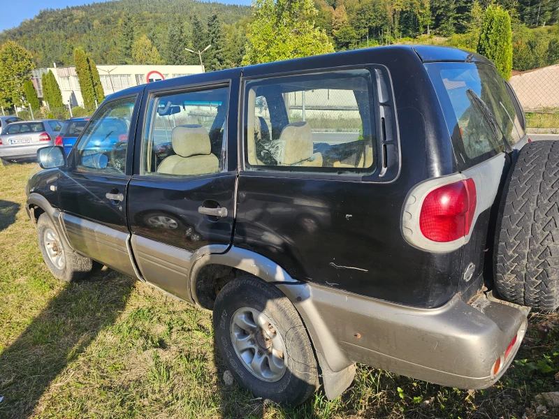 Nissan Terrano, снимка 7 - Автомобили и джипове - 52684483