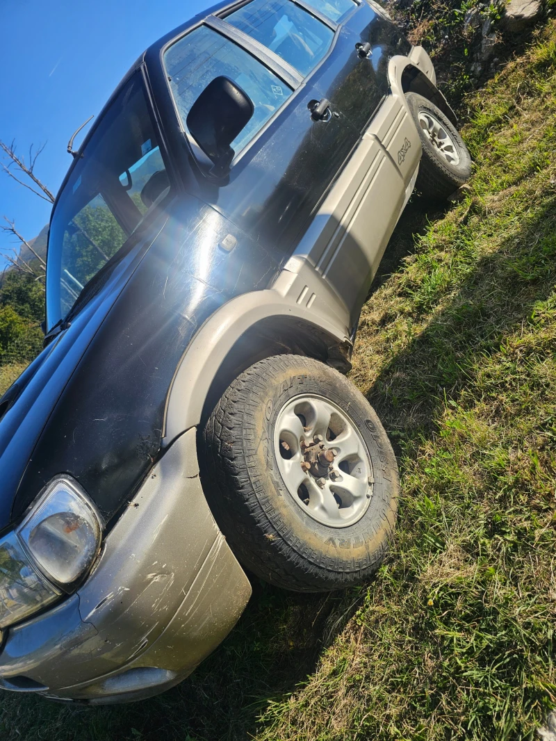 Nissan Terrano, снимка 8 - Автомобили и джипове - 52684483