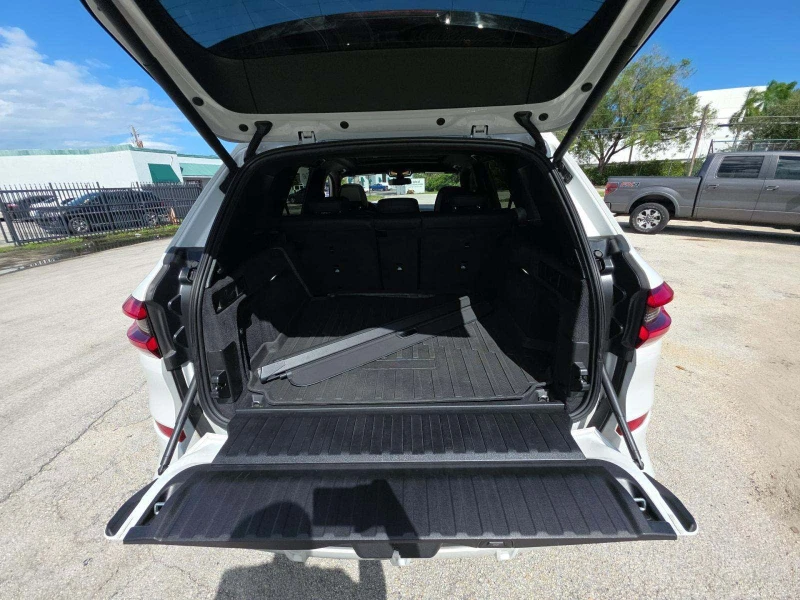 BMW X5 M-pkg* Harman* Soft-Close* Laser* 360* , снимка 4 - Автомобили и джипове - 52317781