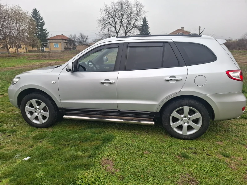 Hyundai Santa fe Hyundai Santa fe 4х4 2.7, V6, GAZ, снимка 3 - Автомобили и джипове - 52868869