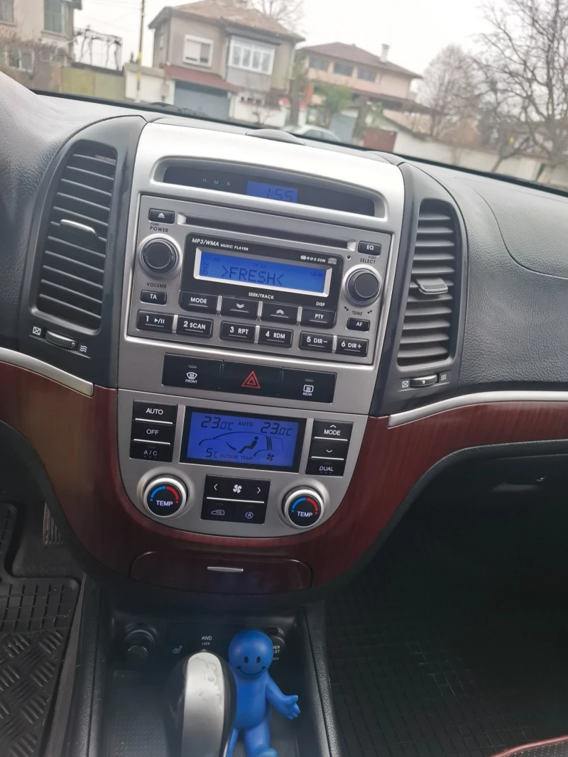 Hyundai Santa fe Hyundai Santa fe 4х4 2.7, V6, GAZ, снимка 17 - Автомобили и джипове - 52868869