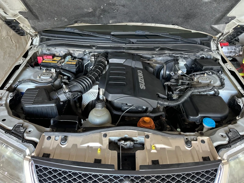 Suzuki Grand vitara 1.9 DDiS, снимка 14 - Автомобили и джипове - 53225666