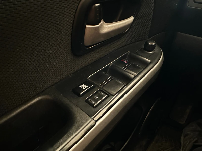 Suzuki Grand vitara 1.9 DDiS, снимка 7 - Автомобили и джипове - 53225666