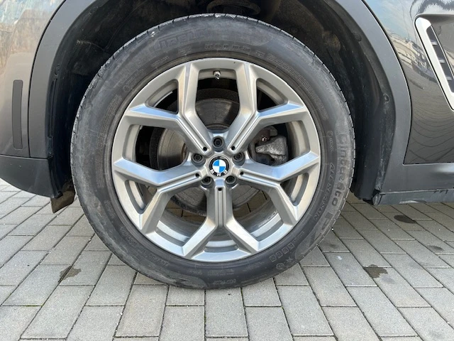 BMW X3 xDrive30i, снимка 13 - Автомобили и джипове - 54325755