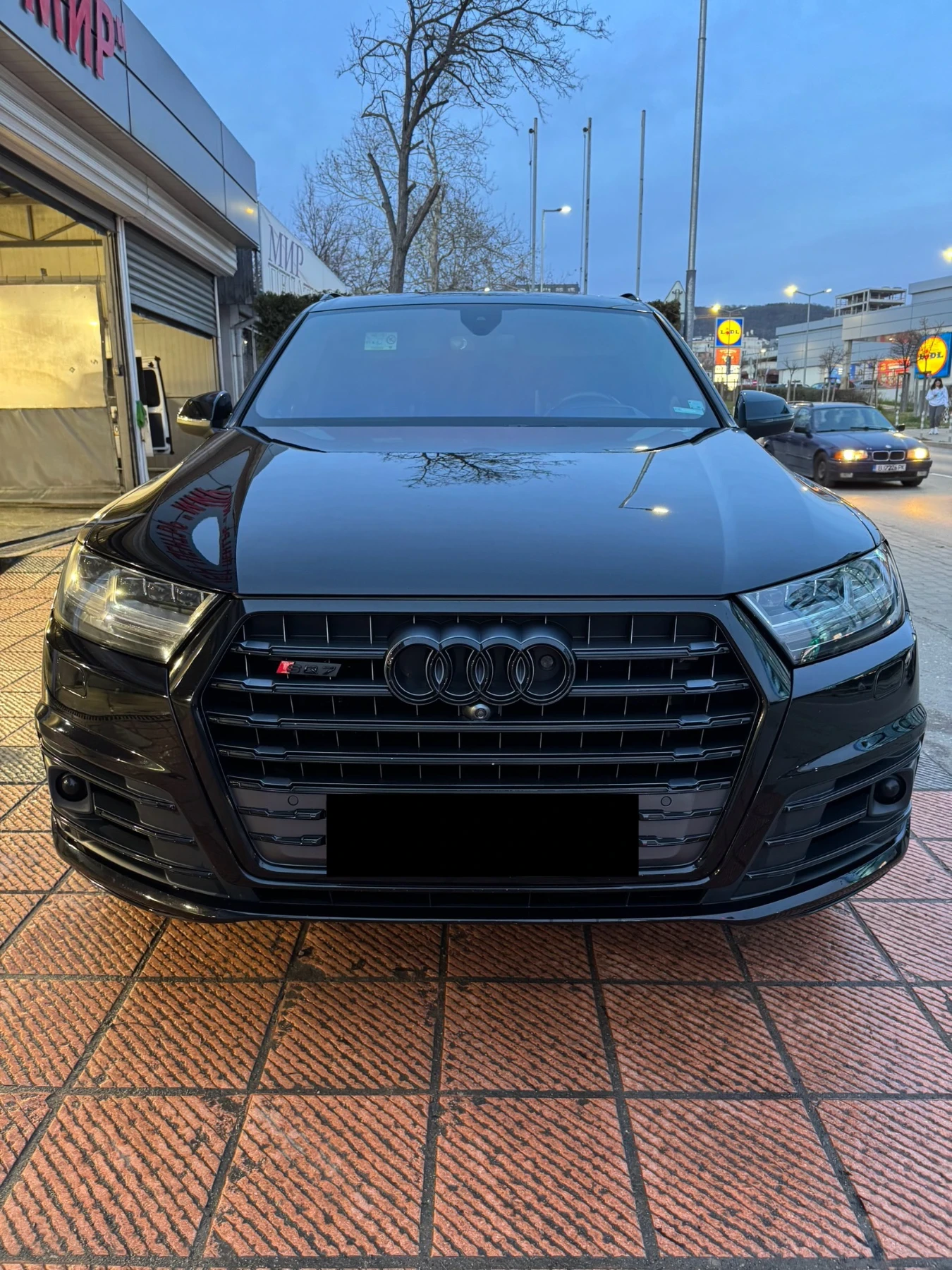 Audi SQ7 4.0 TDI/B&O/Advanced/PANO/360 /7seat/SOFT/NightV. - изображение 7