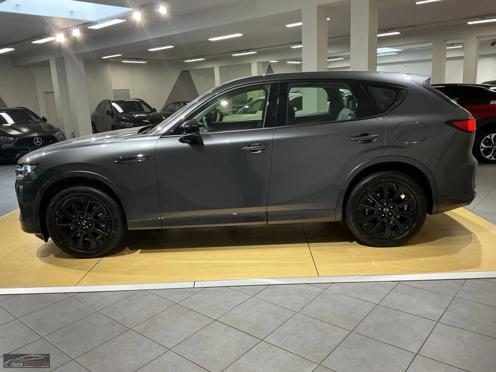 Mazda CX-60 НОВ!PHEV/328HP/HOMURA/4X4/360//PANO/LED/KLESS/624v - изображение 3