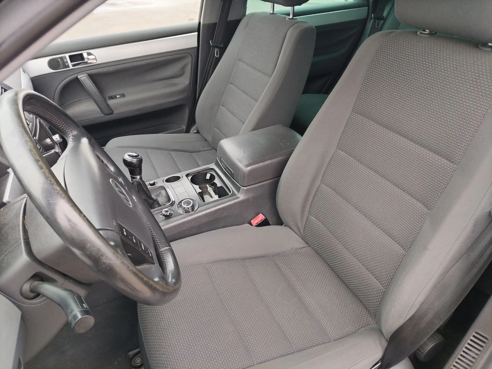 VW Touareg 2.5 tdi r5  - изображение 10