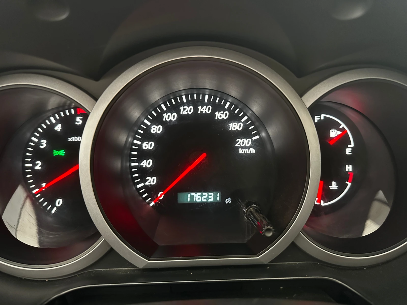 Suzuki Grand vitara 1.9 DDiS - изображение 6