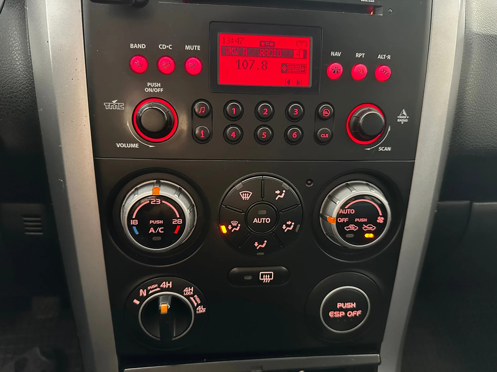 Suzuki Grand vitara 1.9 DDiS - изображение 8