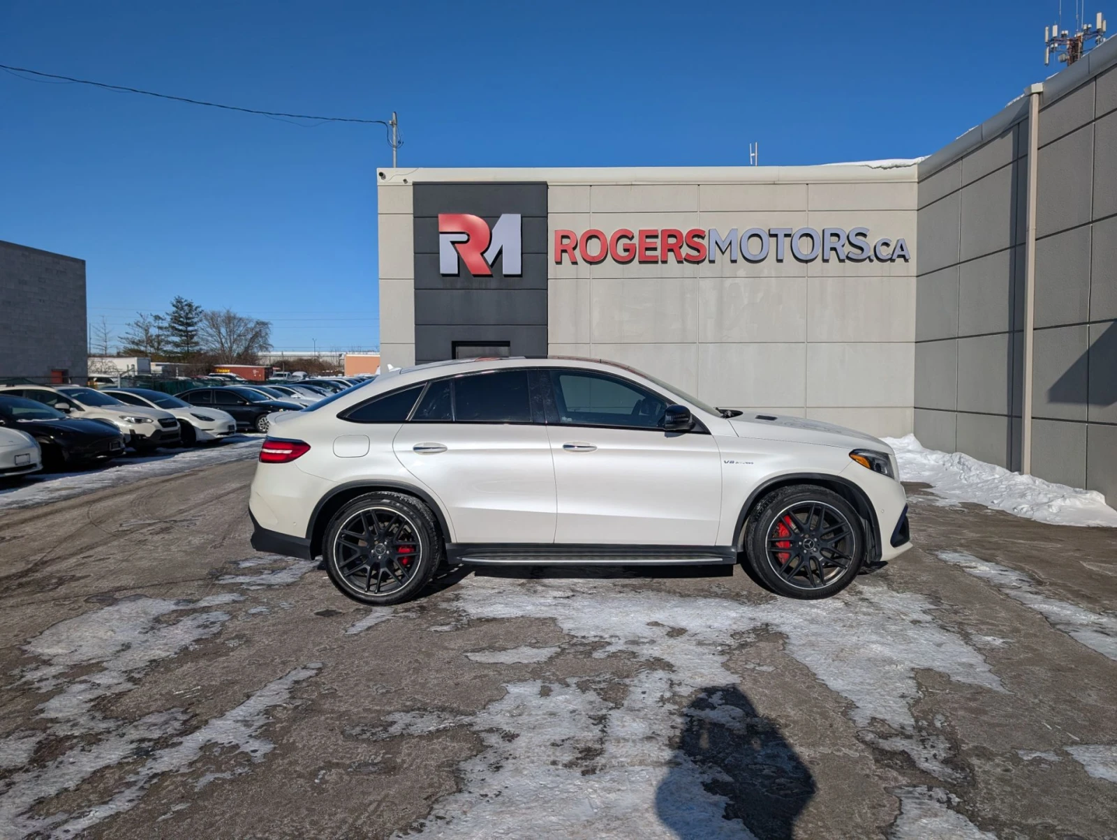 Mercedes-Benz GLE 63 S AMG S 4MATIC - PANO ROOF - NAVI - 360 CAM - DISTRONIC - изображение 3