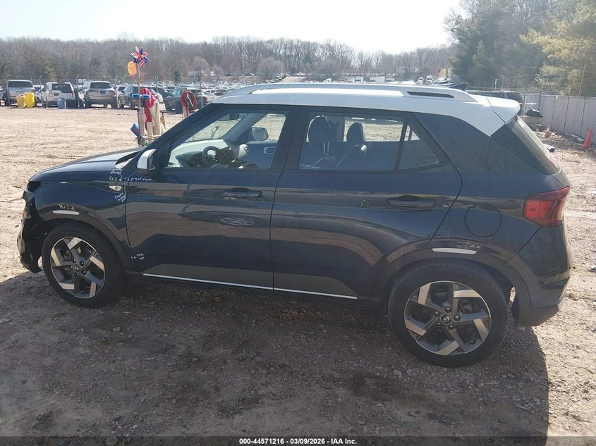 Hyundai Venue 1.6L I-4 DOHC, VVT, 121HP Front Wheel Drive, снимка 15 - Автомобили и джипове - 53989674